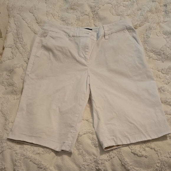 Talbots Pants - Talbots Women's White Bermuda Shorts EUC (#15)